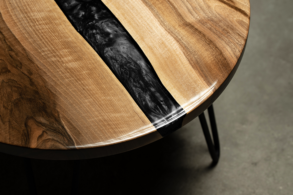 Deep Pour Epoxy Resin River table wood thick